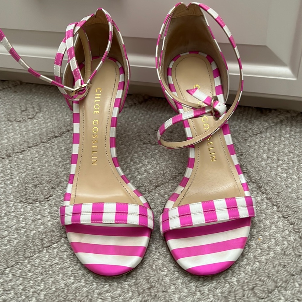 Chloe Gosselin heels